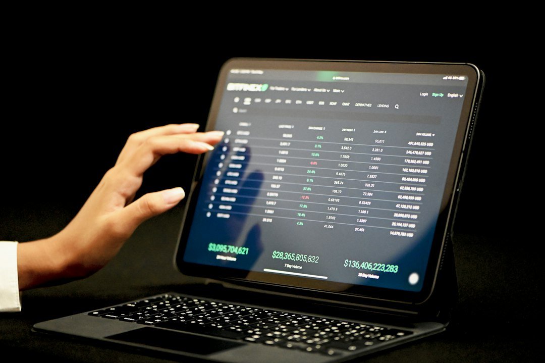 Laptop - Mozzart gasi Mozzart.com i maltešku licencu